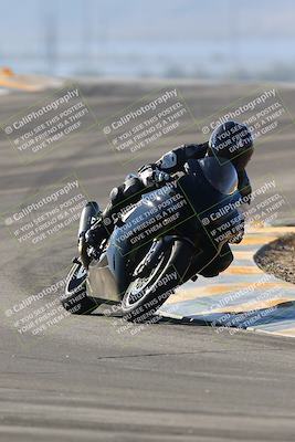 media/Jan-14-2024-SoCal Trackdays (Sun) [[2e55ec21a6]]/Turns 9 and 8 (10am)/